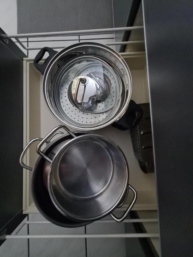 Home Away From Home 斯特拉德 外观 照片